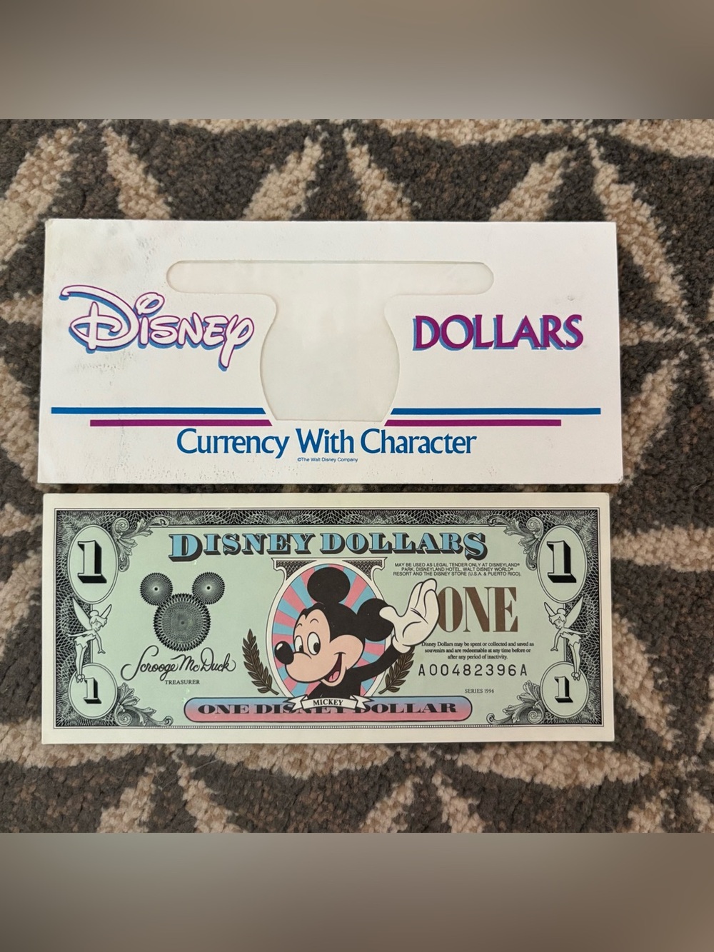 1996 Disney Dollar - Uncirculated Disney Money - Disneyland - Disney World